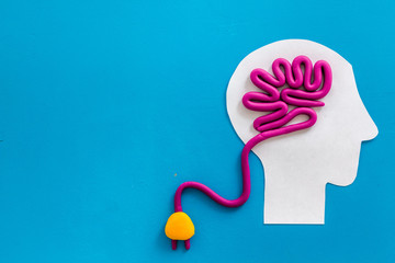 救援车辆高速免费/救援车辆上高速时,收费站收过路费吗