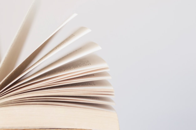 保时捷婚车租赁价格一览表(保时捷做婚车一个月能拿多少钱)